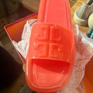 New Tory Burch jelly Bright Orange Slides size 10 new in box